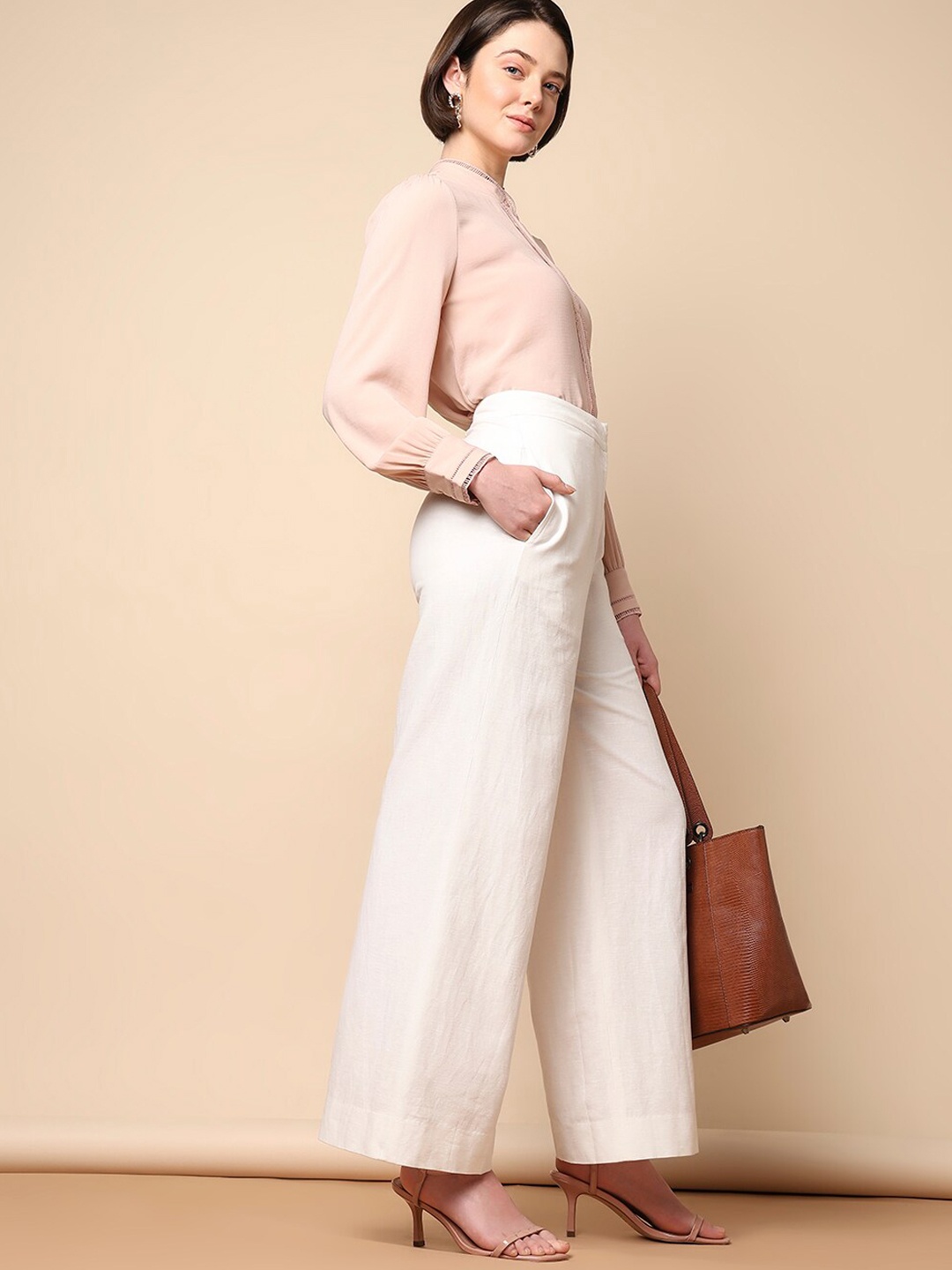 

Vero Moda Women Straight Fit High-Rise Cotton Formal Trousers, White