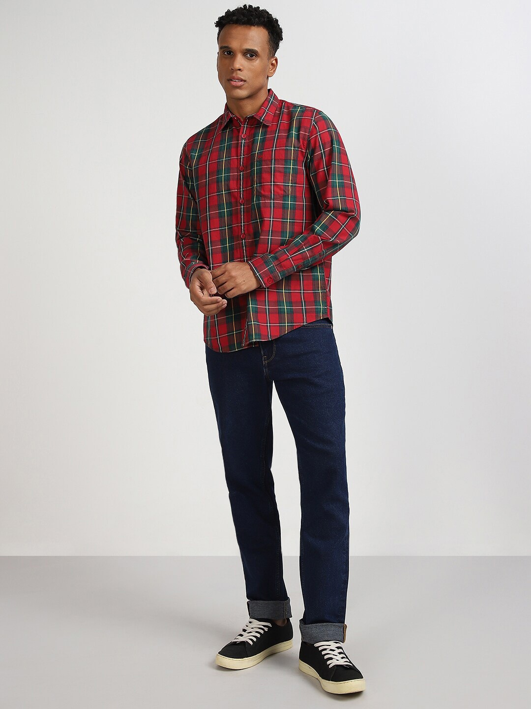 

Lee Tartan Checks Checked Spread Collar Cotton Casual Shirt, Red