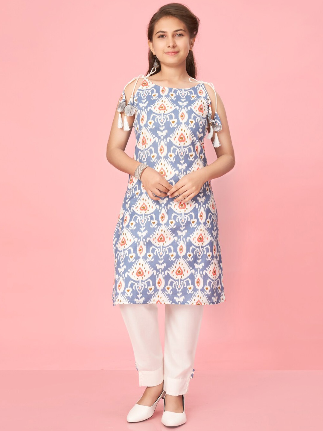 

BAESD Girls Ethnic Motifs Printed Pure Cotton Kurta with Trousers, Blue