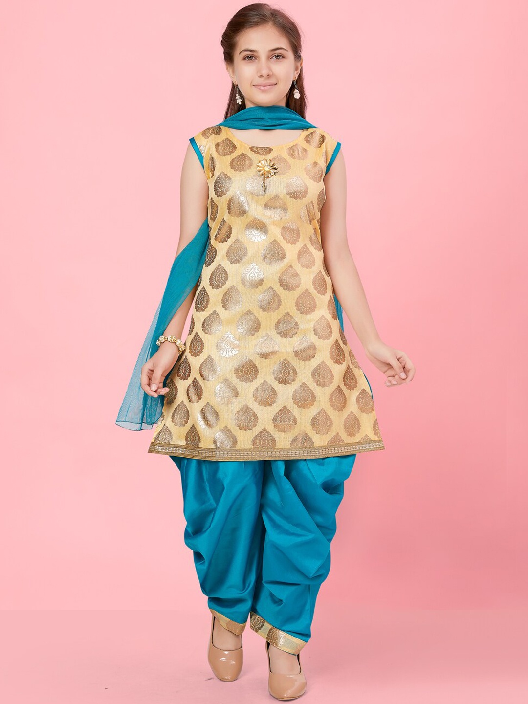 

BAESD Girls Ethnic Motifs Pure Silk A-Line Kurti Wth Patiala & Dupatta, Peach