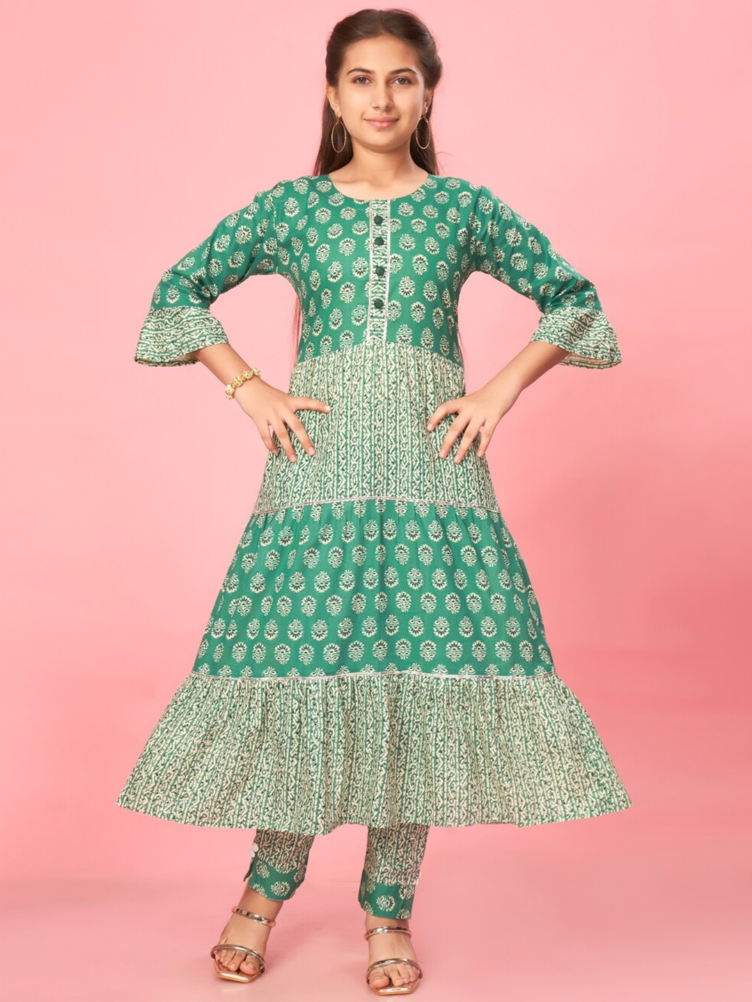 

BAESD Girls Ethnic Motifs Printed Bell Sleeves Tired A-Line Kurta, Green