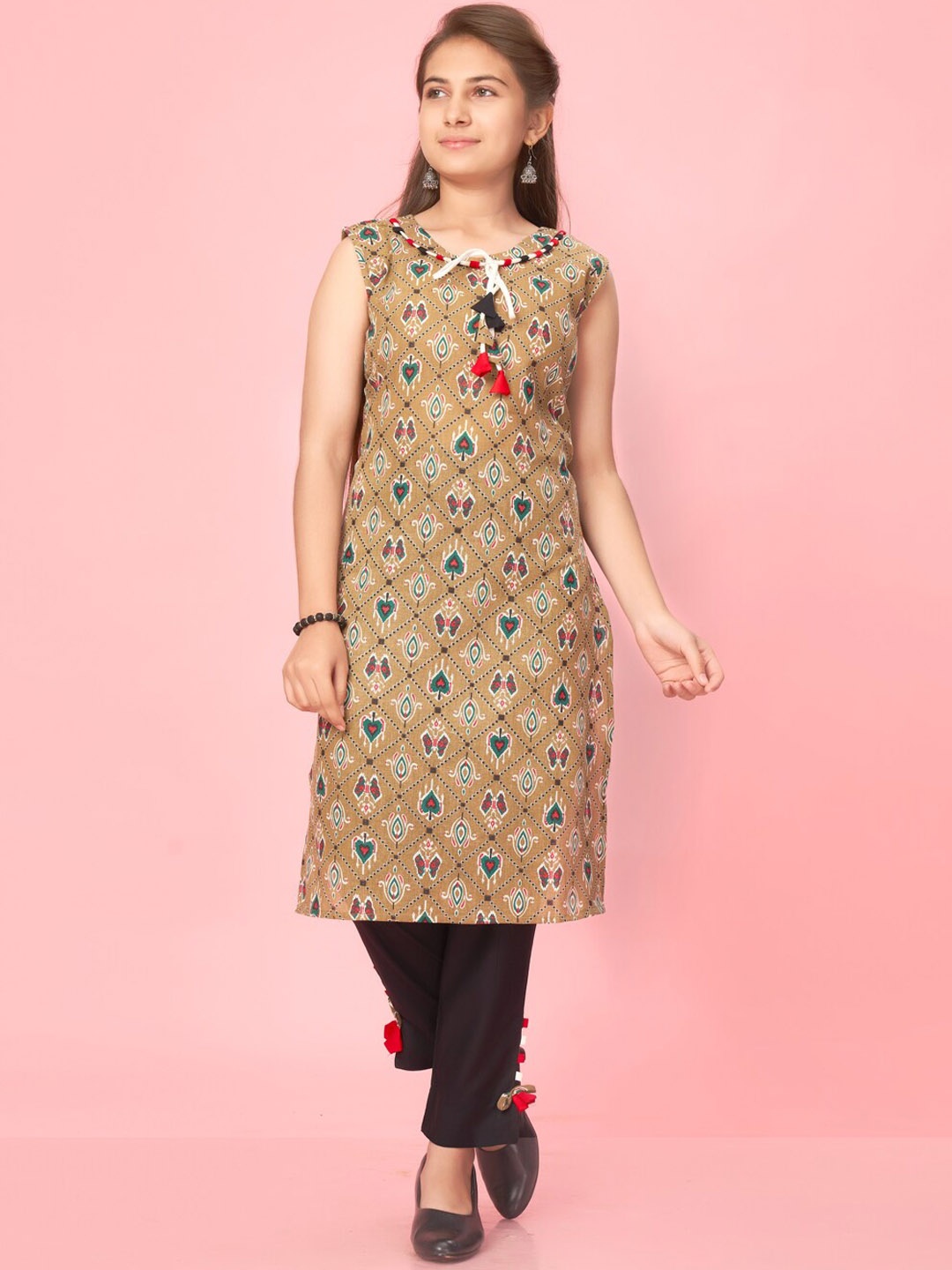 

BAESD Girls Ethnic Motifs Pure Cotton Kurta with Trousers, Olive