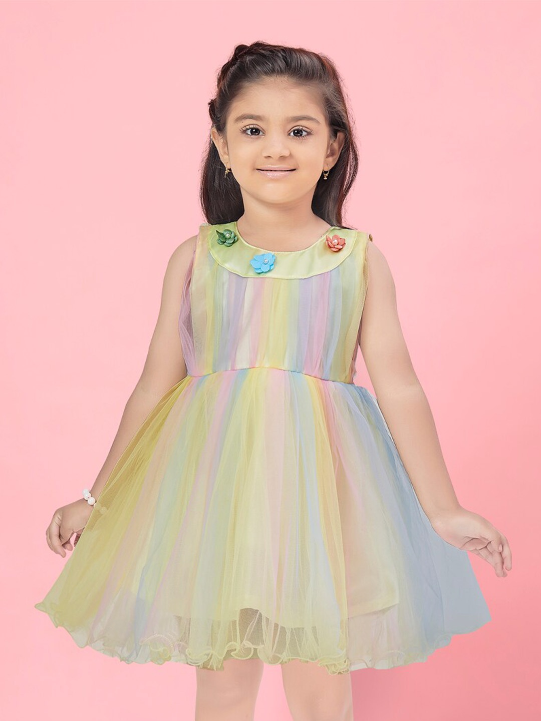 

BAESD Girls Round Neck Colourblocked Gathered Fit & Flare Dress, Lime green
