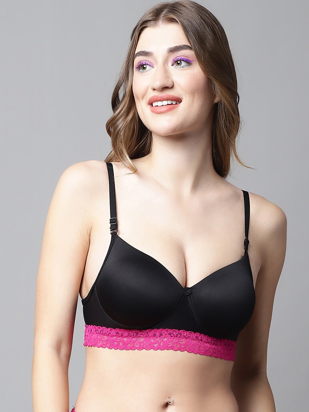 

PrettyCat Medium Coverage Lace All Day Comfort T-shirt Bra PC-BR-6095-BLK-30B-Black