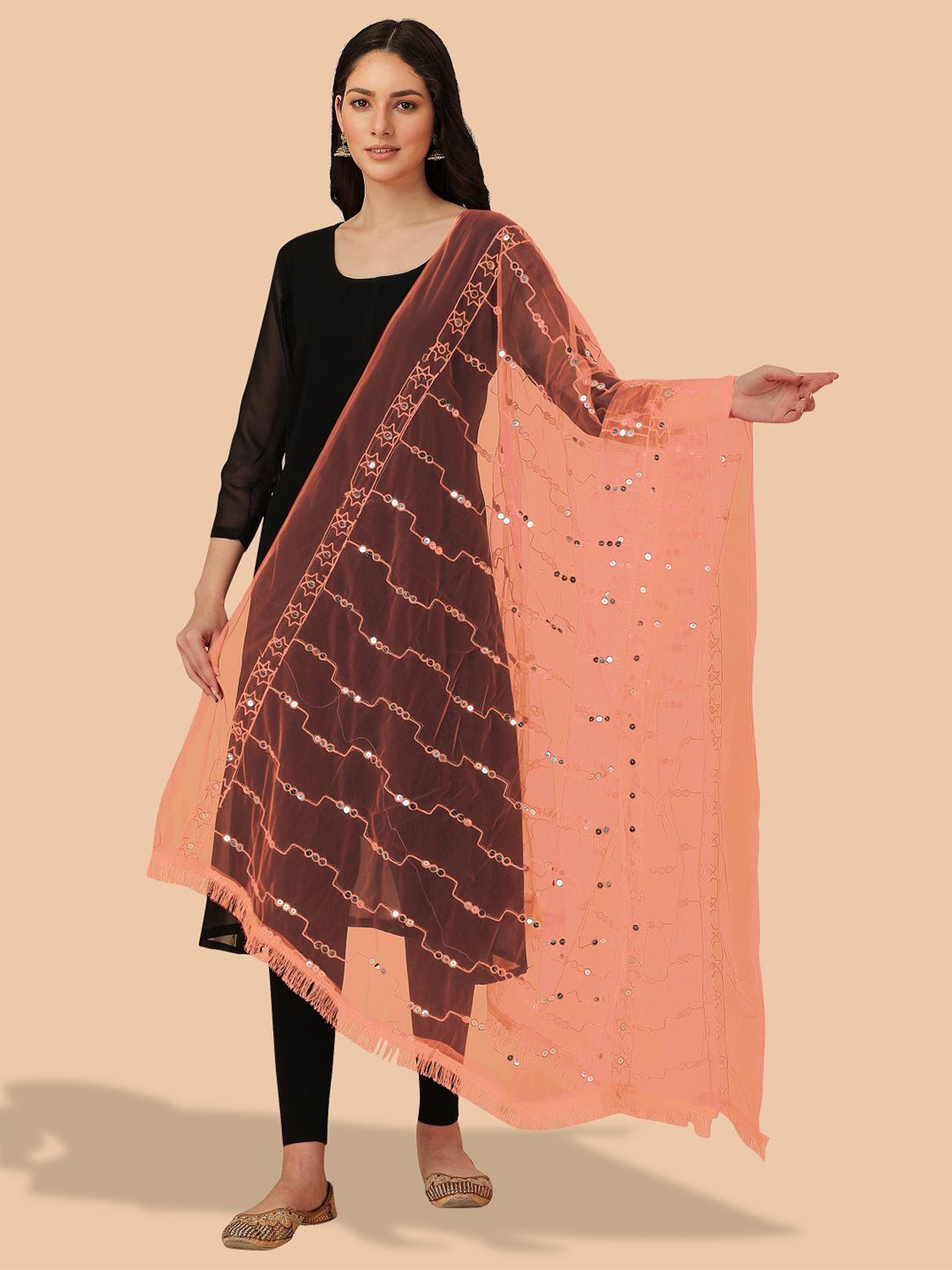 

Dori Geometric Embroidered Net Dupatta with Sequinned, Peach