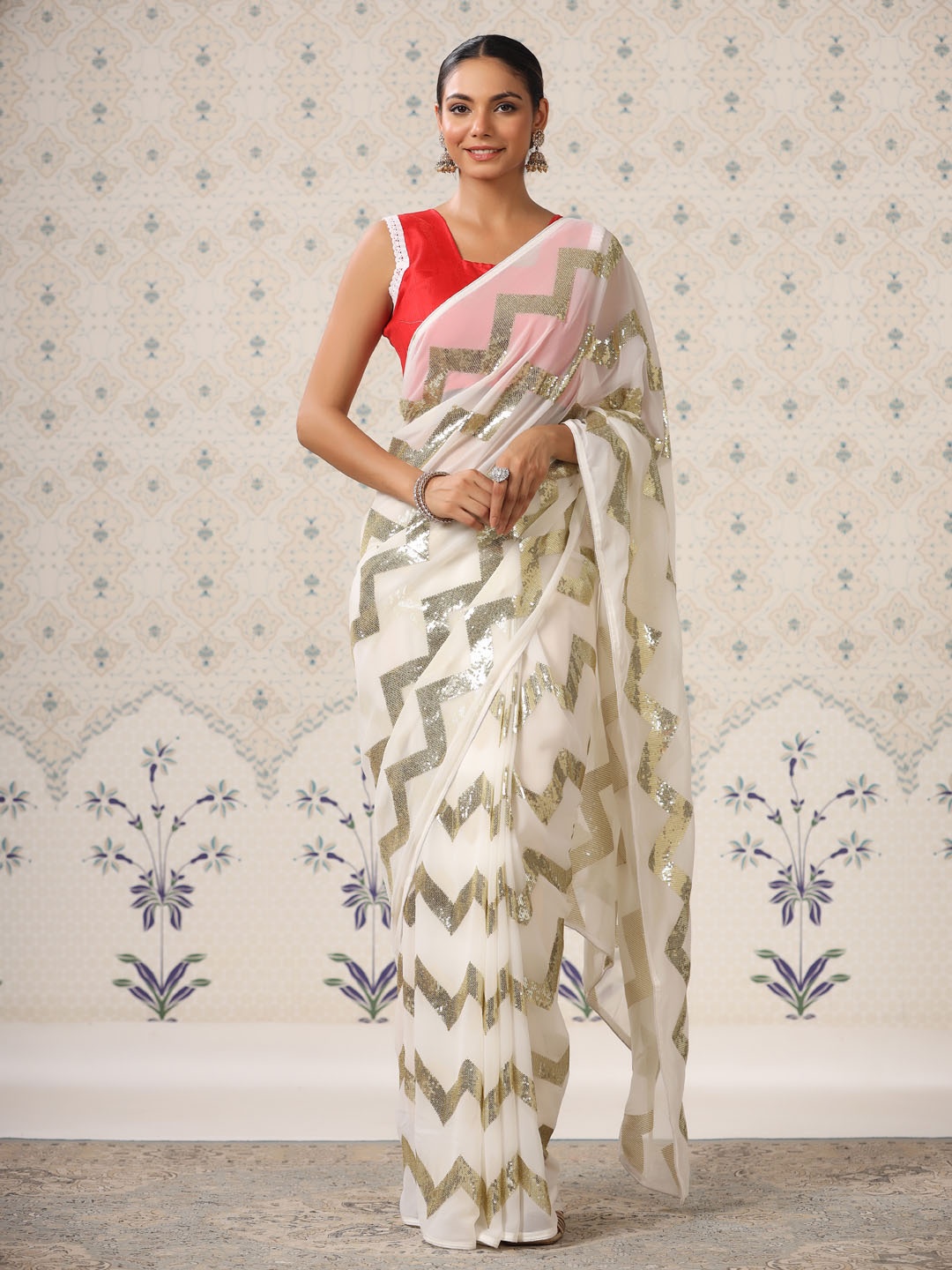 

Ode by House of Pataudi Sequinned Embellished Poly Georgette Saree, White