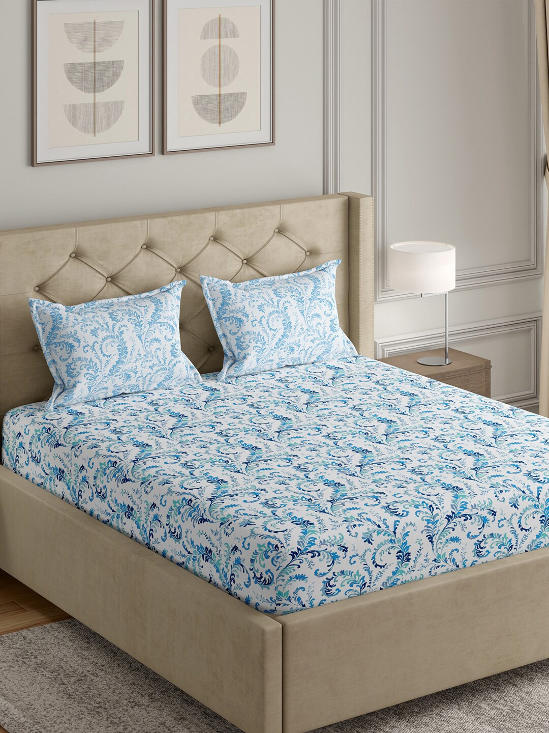 

GM White & Blue Printed Cotton 140 TC Queen Bedsheet with 2 Pillow Covers