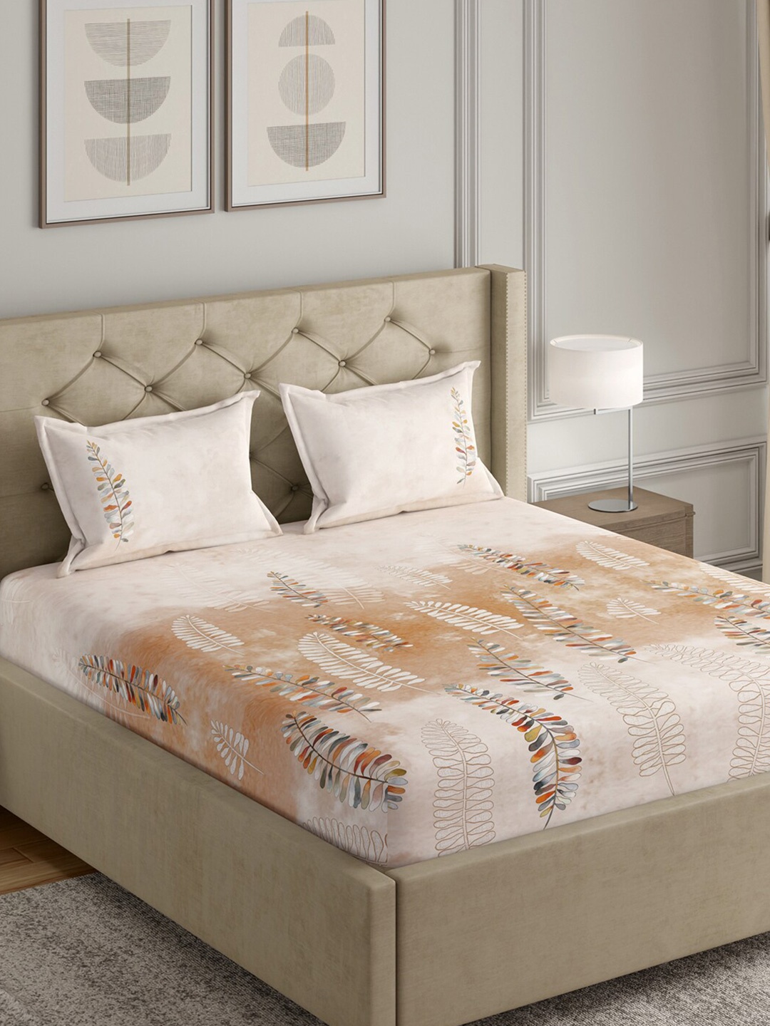 

GM Brown & White Printed Cotton 144 TC King Bedsheet with 2 Pillow Covers