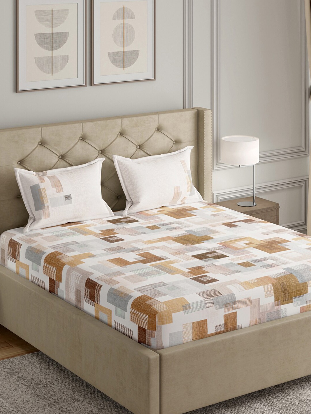 

GM Brown & White Printed Cotton 144 TC Queen Bedsheet with 2 Pillow Covers