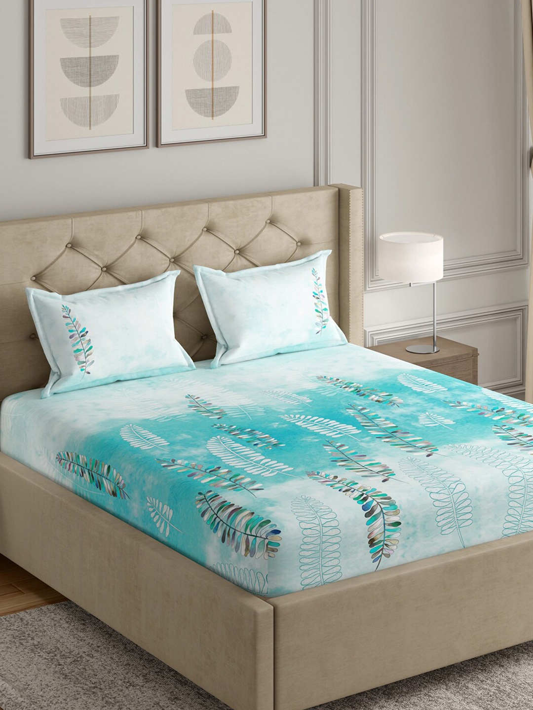 

GM Blue & White Printed Cotton 144 TC King Bedsheet with 2 Pillow Covers
