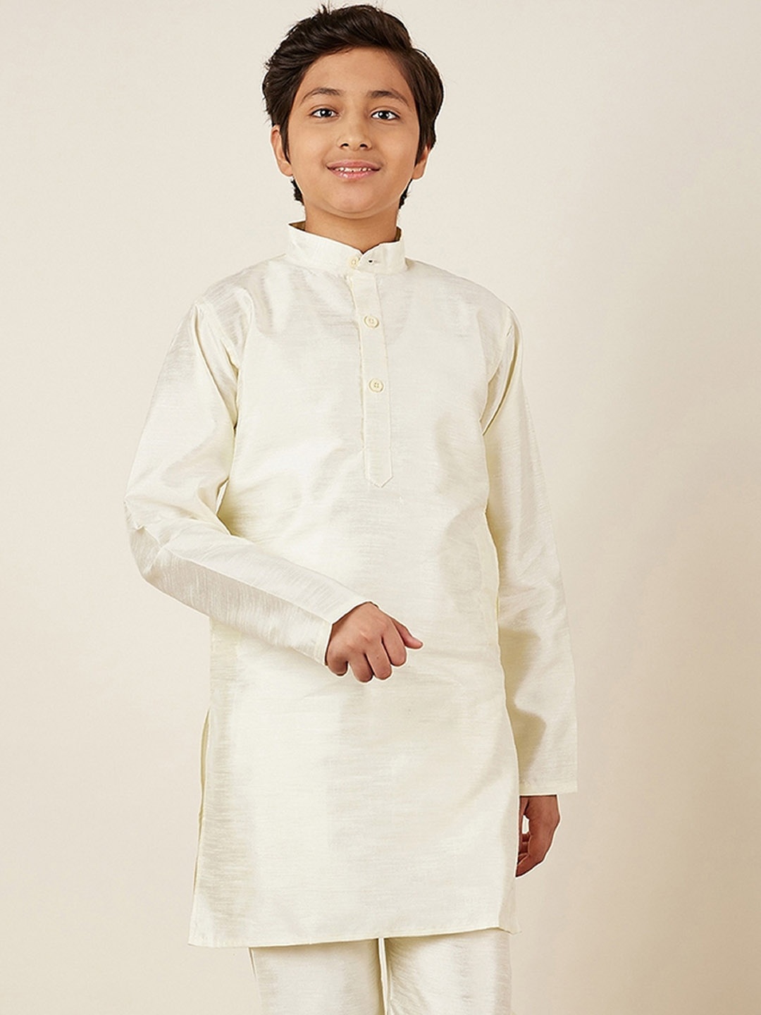 

Aj DEZInES Boys Mandarin Collar Kurta, Yellow