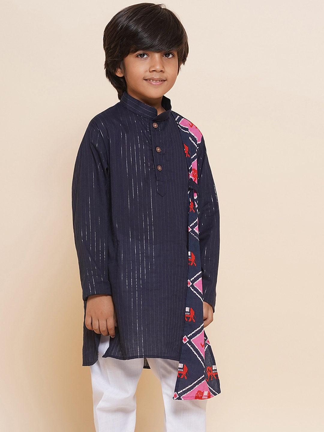 

Aj DEZInES Boys Striped Woven Design Band Collar Long Sleeves Pure Cotton Kurta, Navy blue