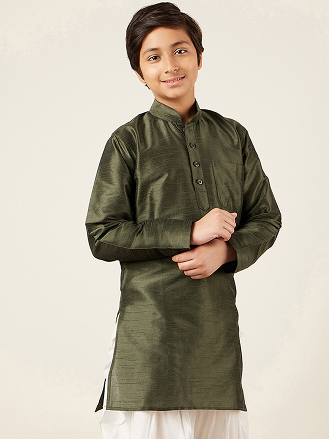 

Aj DEZInES Boys Mandarin Collar Long Sleeves Straight Kurta, Green