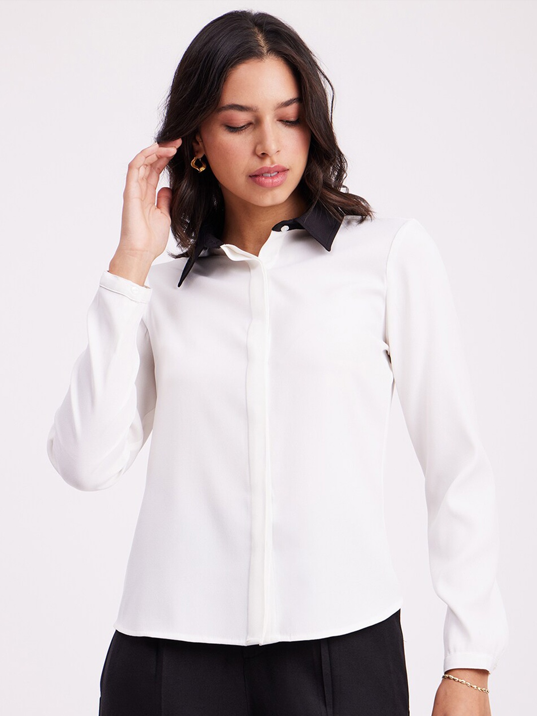 

FableStreet Spread Collar Formal Shirt, White