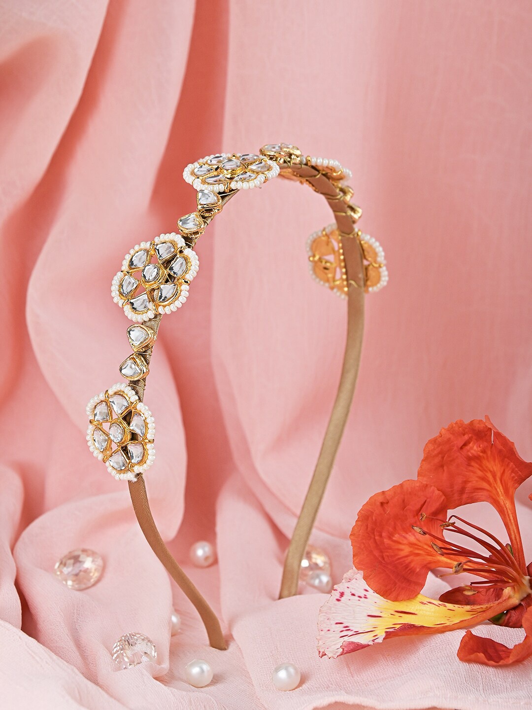 

Aye Candy Girls Pearl and Kundan Embellished Floral Design Hairband, Gold