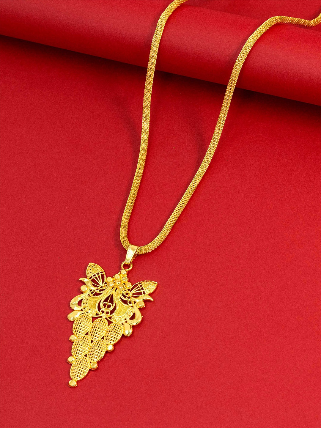 

Ramdev Art Fashion Jwellery Gold-Toned Brass Gold-Plated Necklace