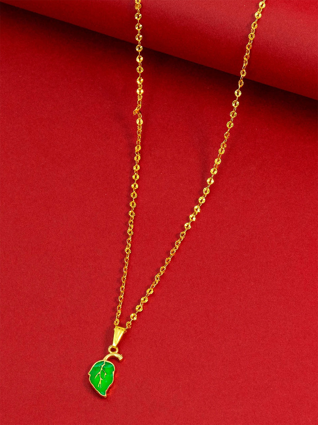 

Ramdev Art Fashion Jwellery Gold-Plated Minimal Brass Chain