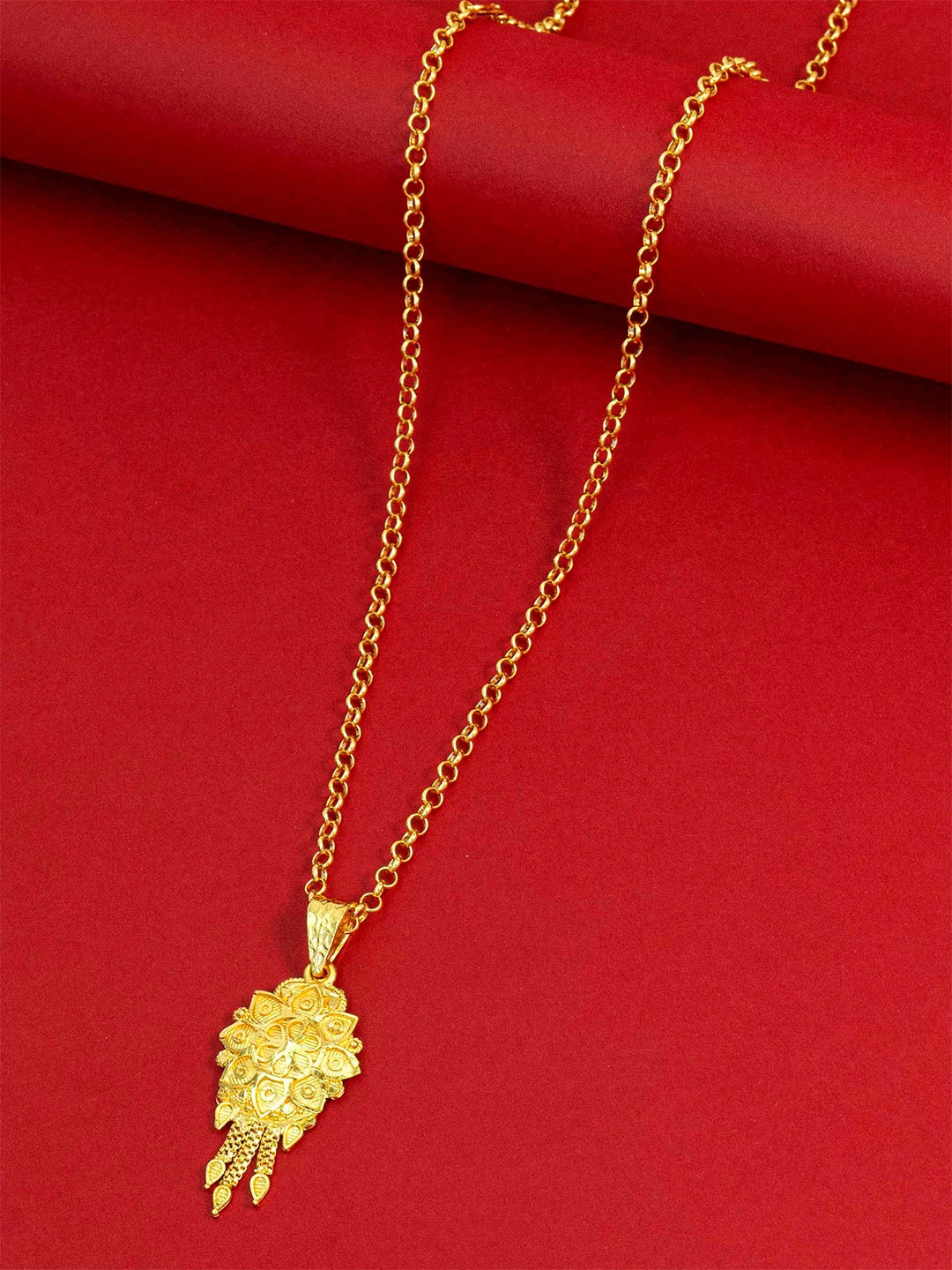 

Ramdev Art Fashion Jwellery Gold-Plated Minimal Brass Chain