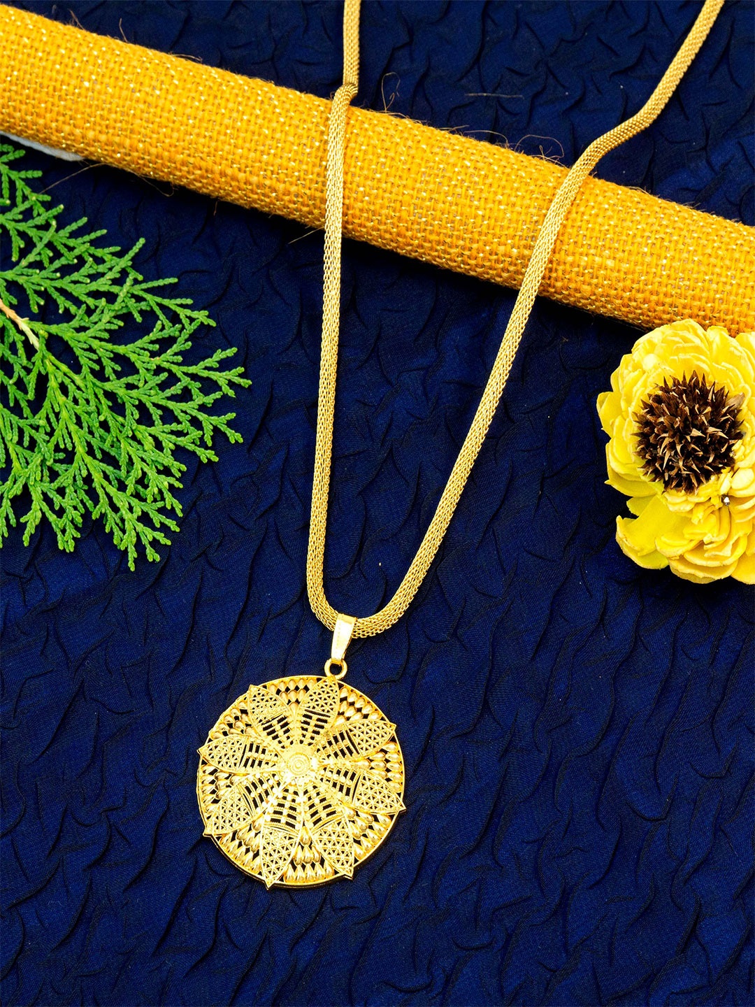 

Ramdev Art Fashion Jwellery Gold-Plated Brass Necklace
