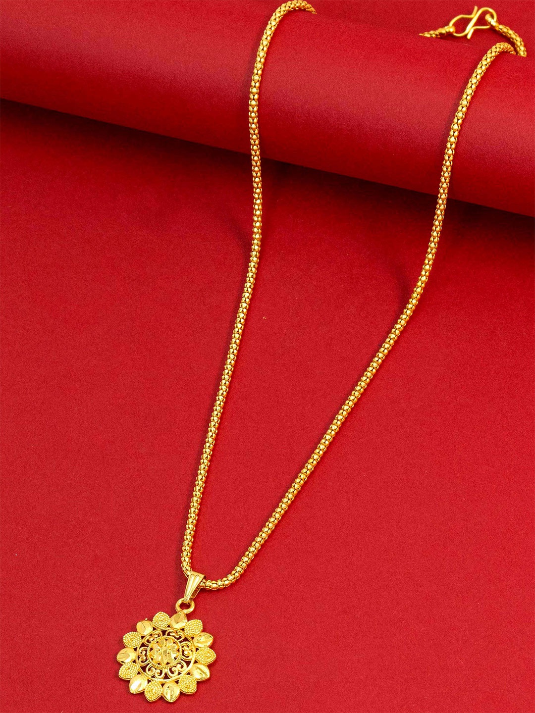 

Ramdev Art Fashion Jwellery Gold-Plated Brass Necklace