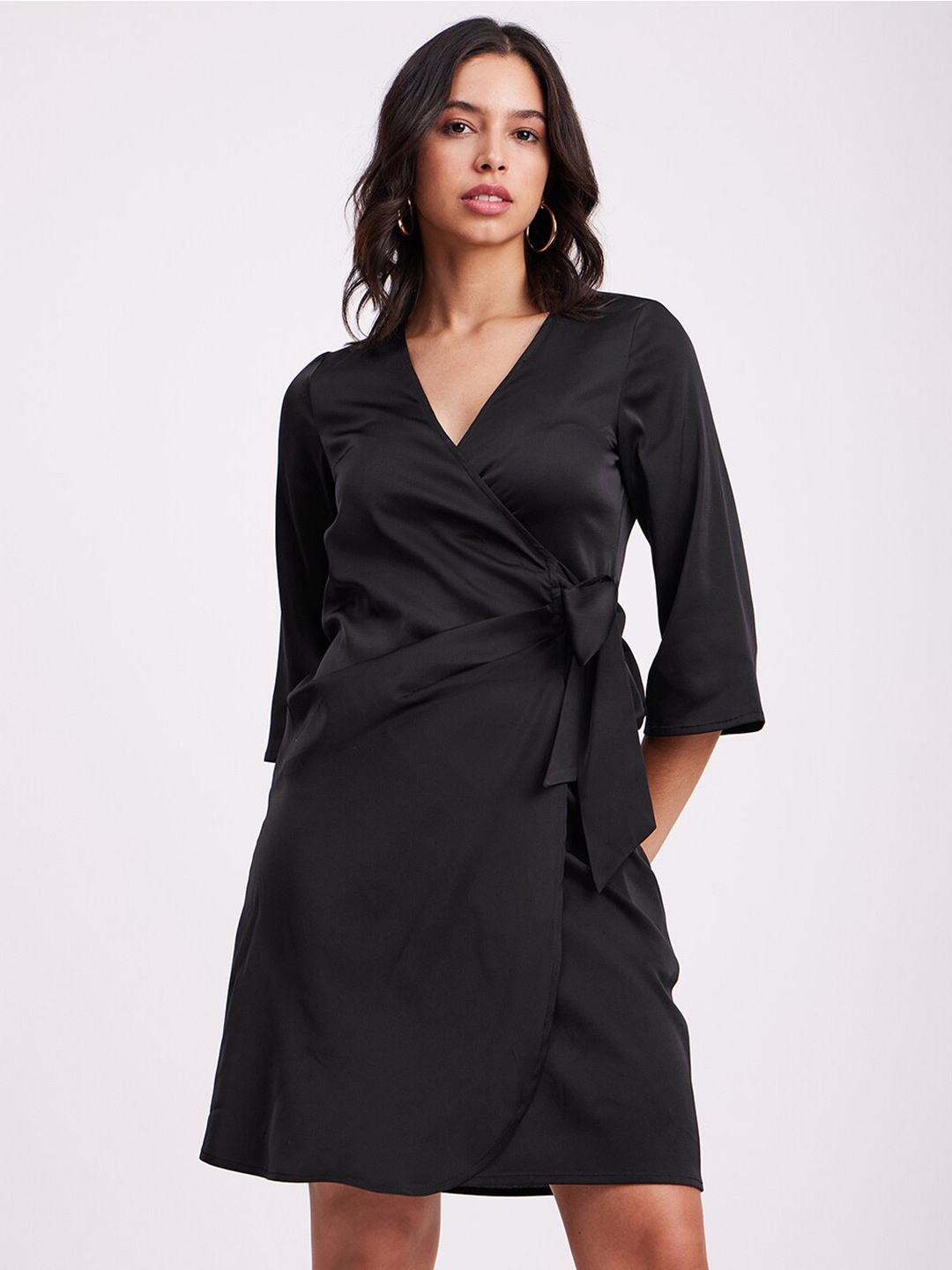 

FableStreet V-Neck Tie-Ups Wrap Dress, Black