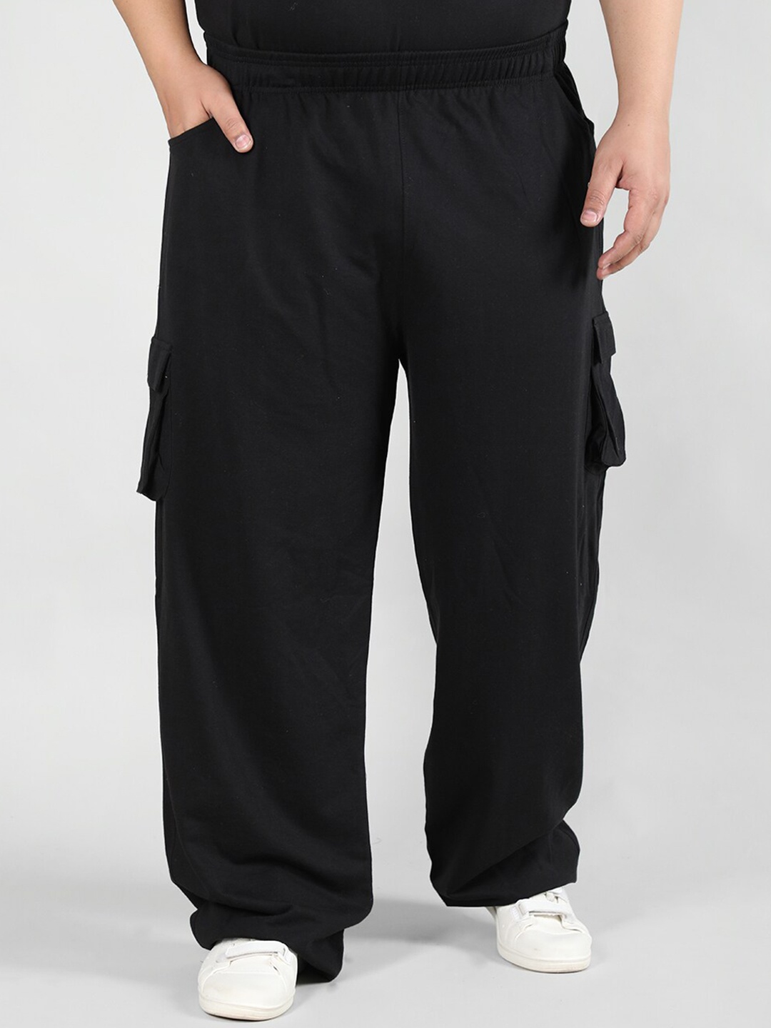 

CHKOKKO Men Plus Size Mid-Rise Relaxed-Fit Track Pants, Black