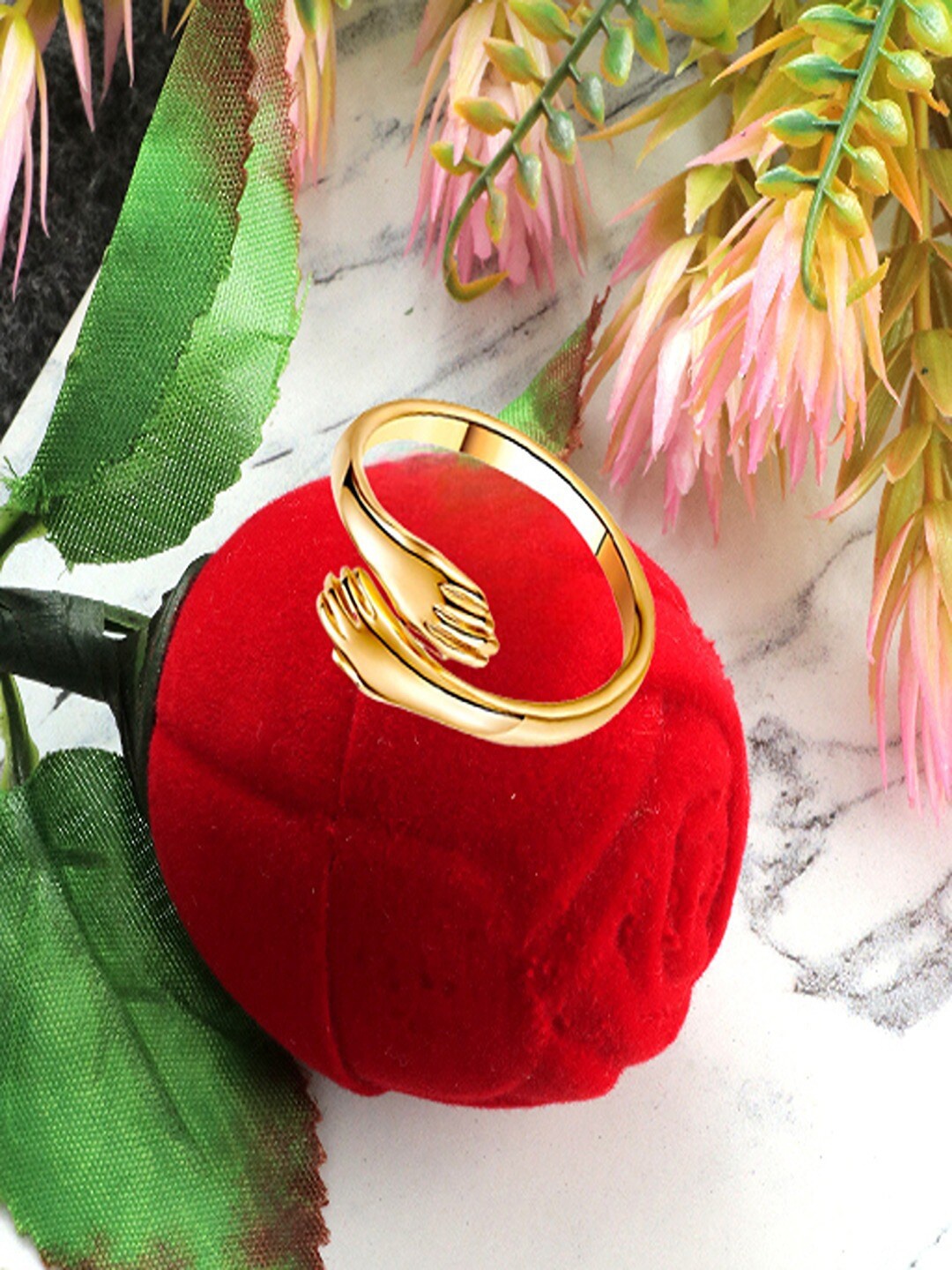 

UNIVERSITY TRENDZ Silver-Plated Hug Ring With Artificial Velvet Rose, Gold