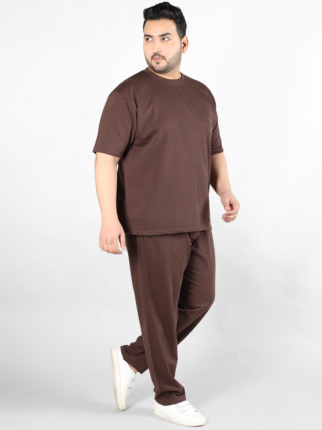 

CHKOKKO T-shirt With Track Pant Set, Brown