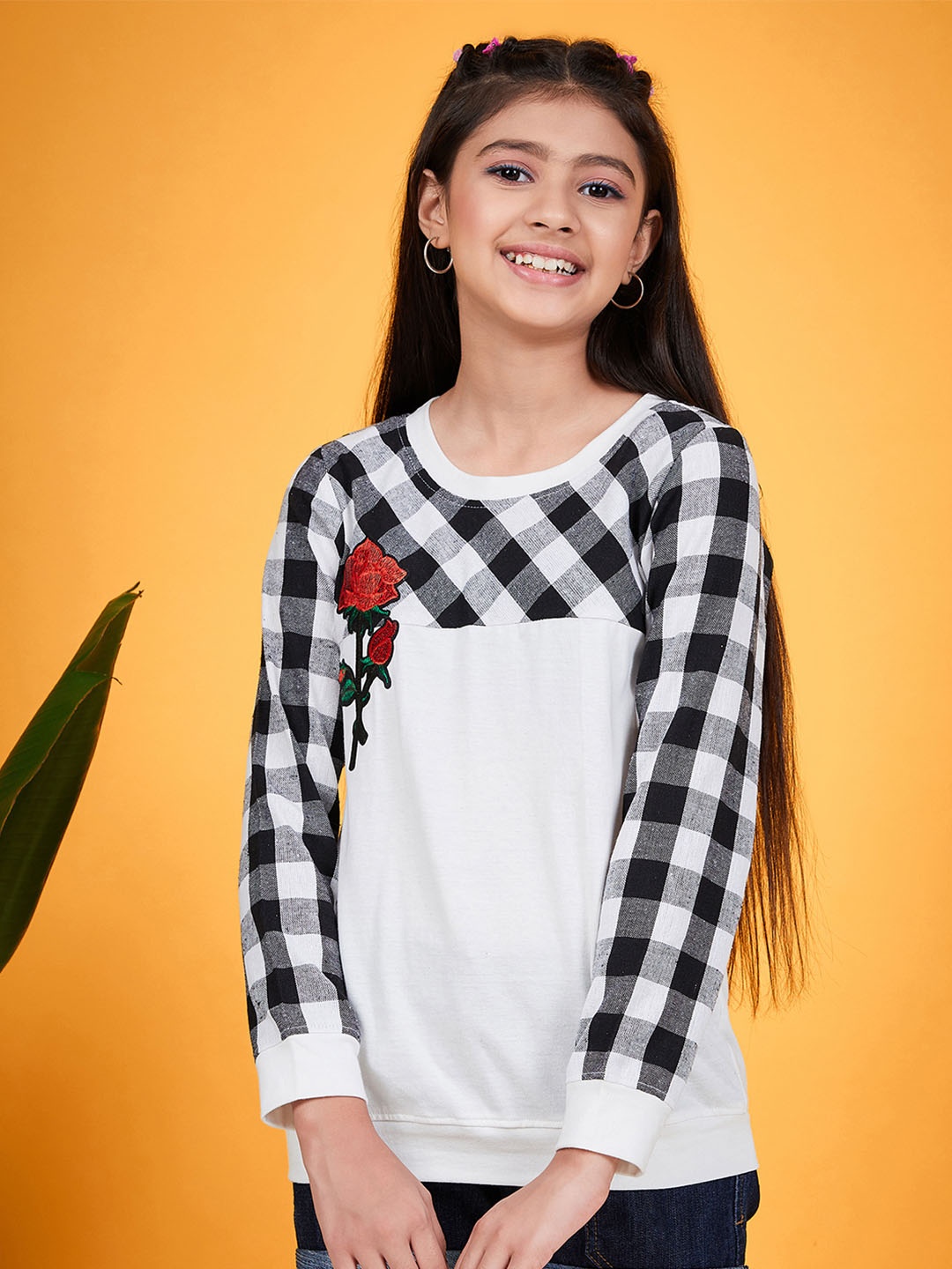 

pspeaches Girls Checked Round Neck Long Sleeves Applique Cotton Top, Black