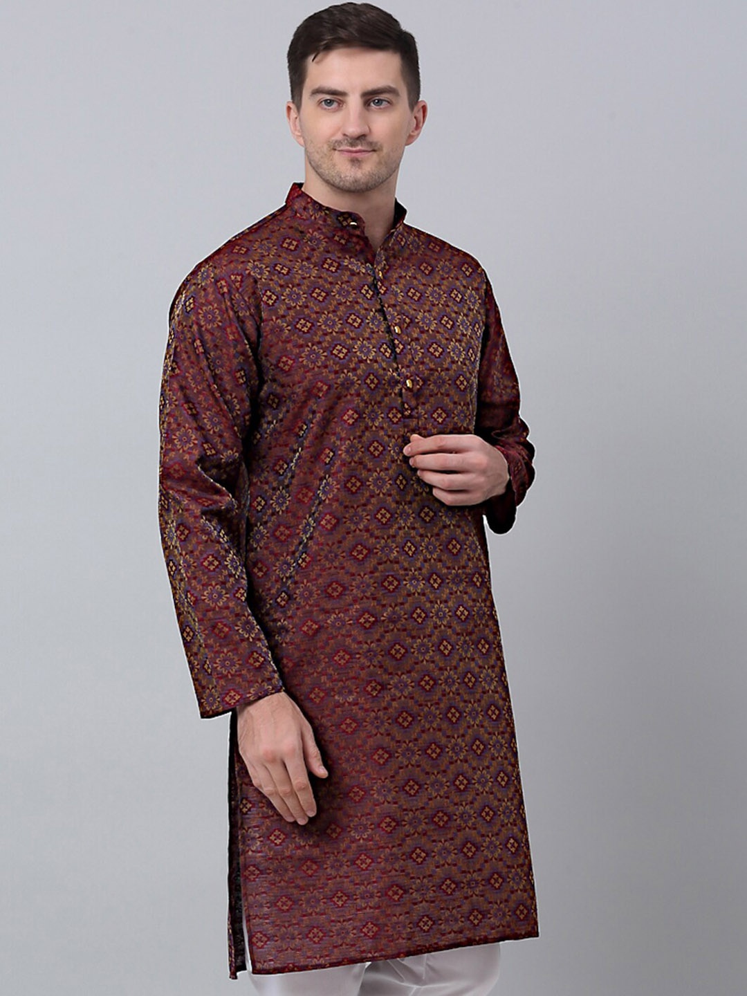 

Jompers Woven Design Mandrain Collar Ethnic Motif Kurta, Maroon