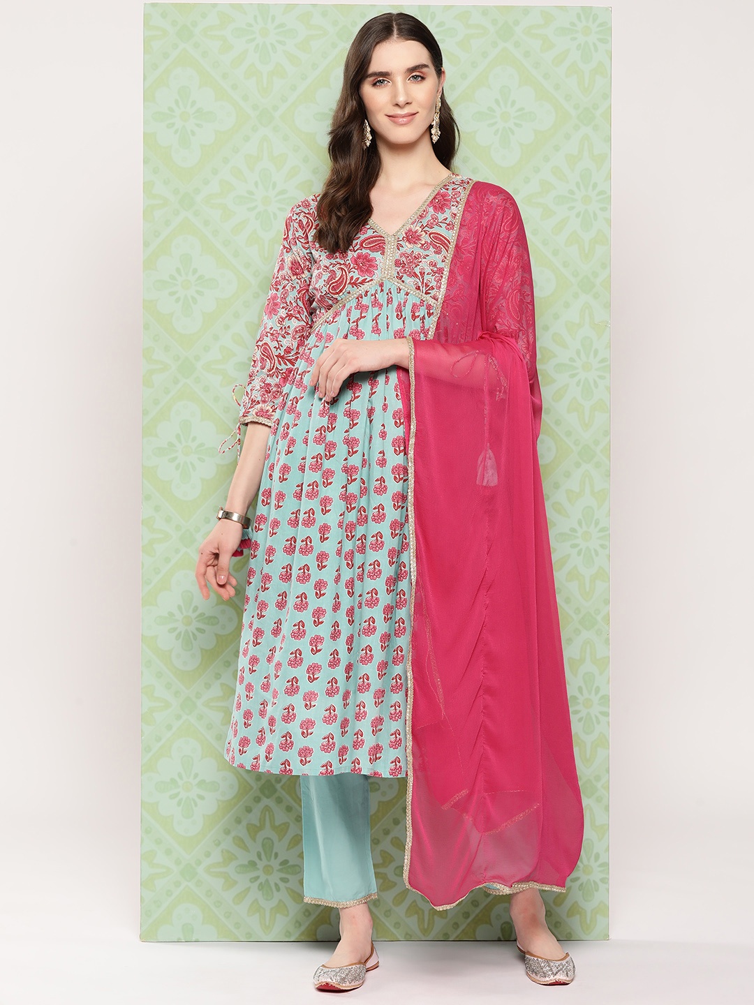 

Indo Era Women Floral Printed Regular Pure Cotton Kurta with Trousers & Dupatta, Turquoise blue