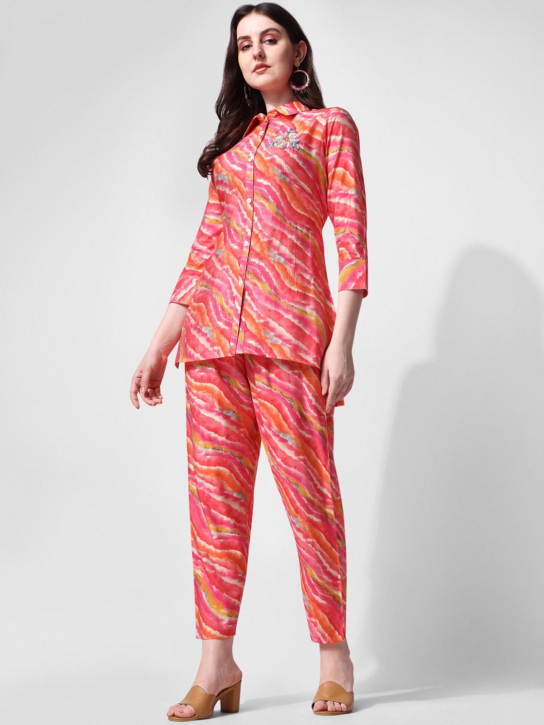 

Berrylicious Leheriya Printed Embroidered Detail Ethnic Shirt & Trousers, Pink