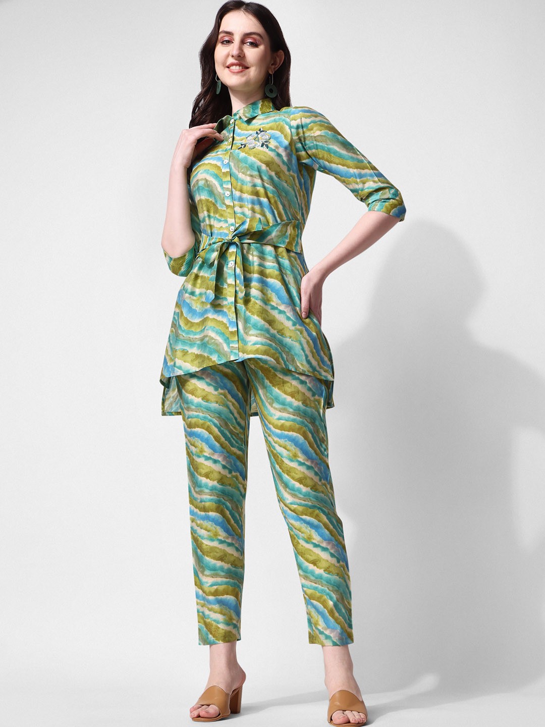 

Berrylicious Leheriya Printed Embroidered Detail Shirt Collar Ethnic Shirt With Trousers, Green