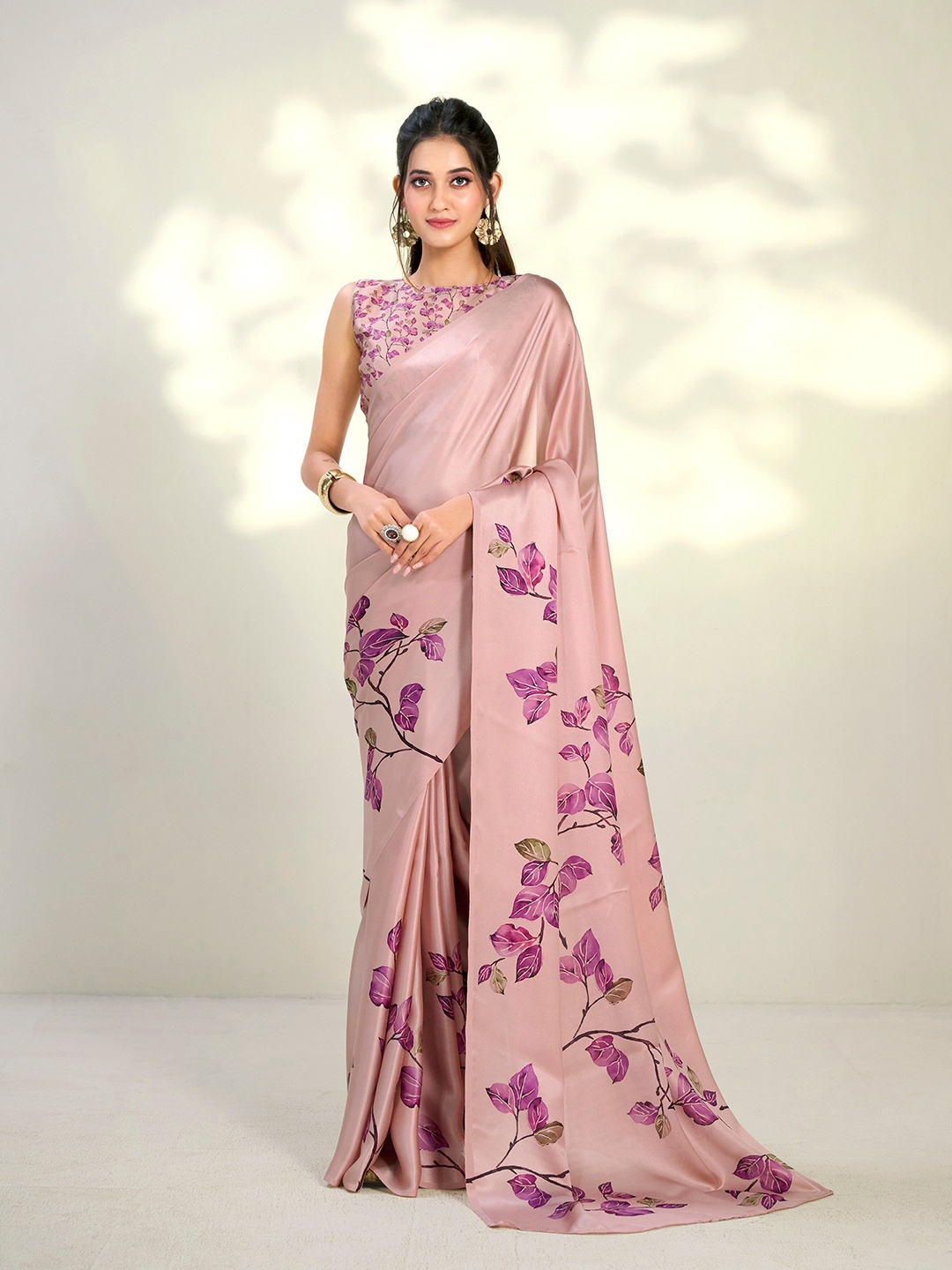 

Dori Floral Pure Crepe Saree, Purple