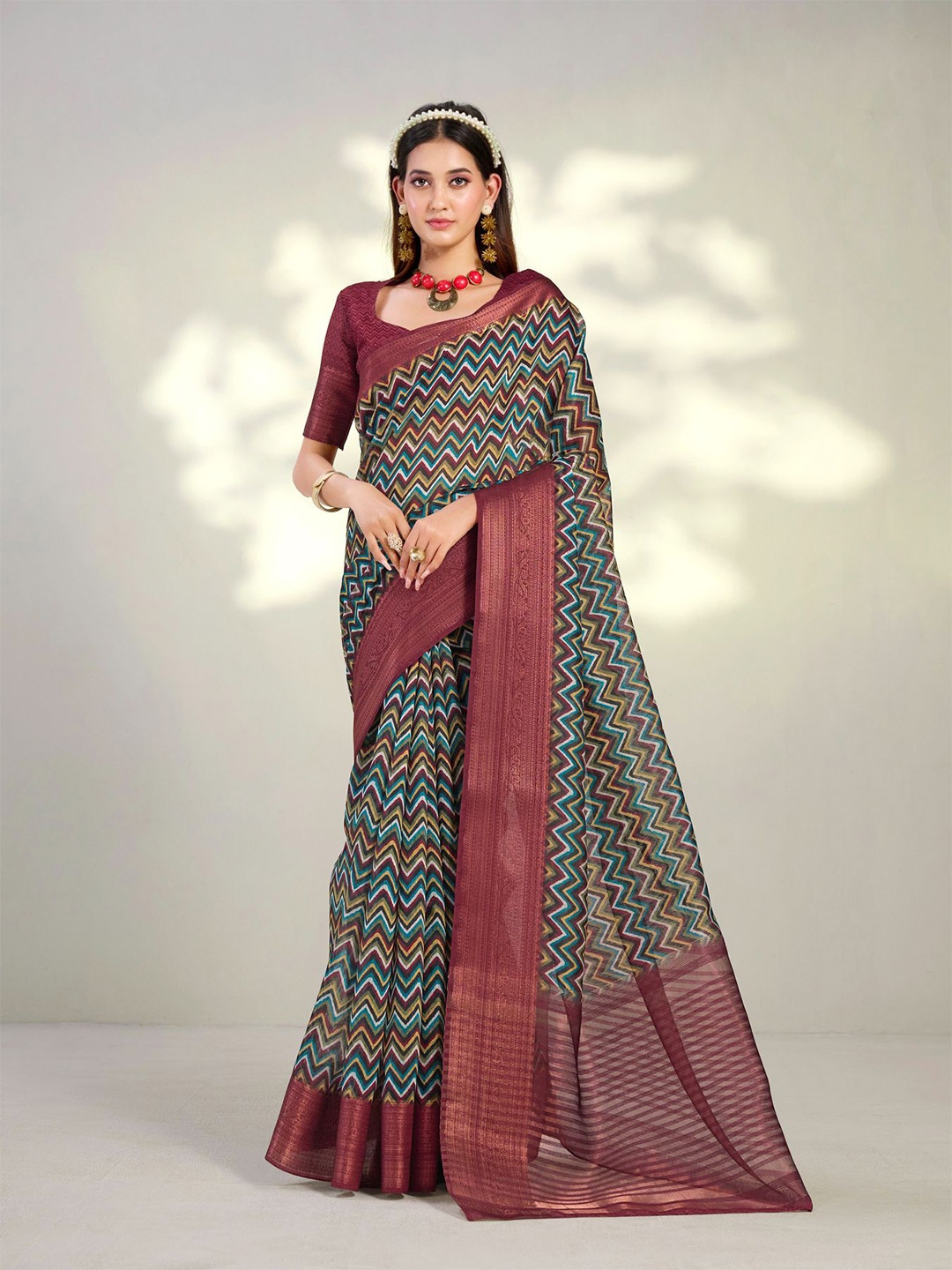 

Dori Geometric Printed Zari Saree, Green