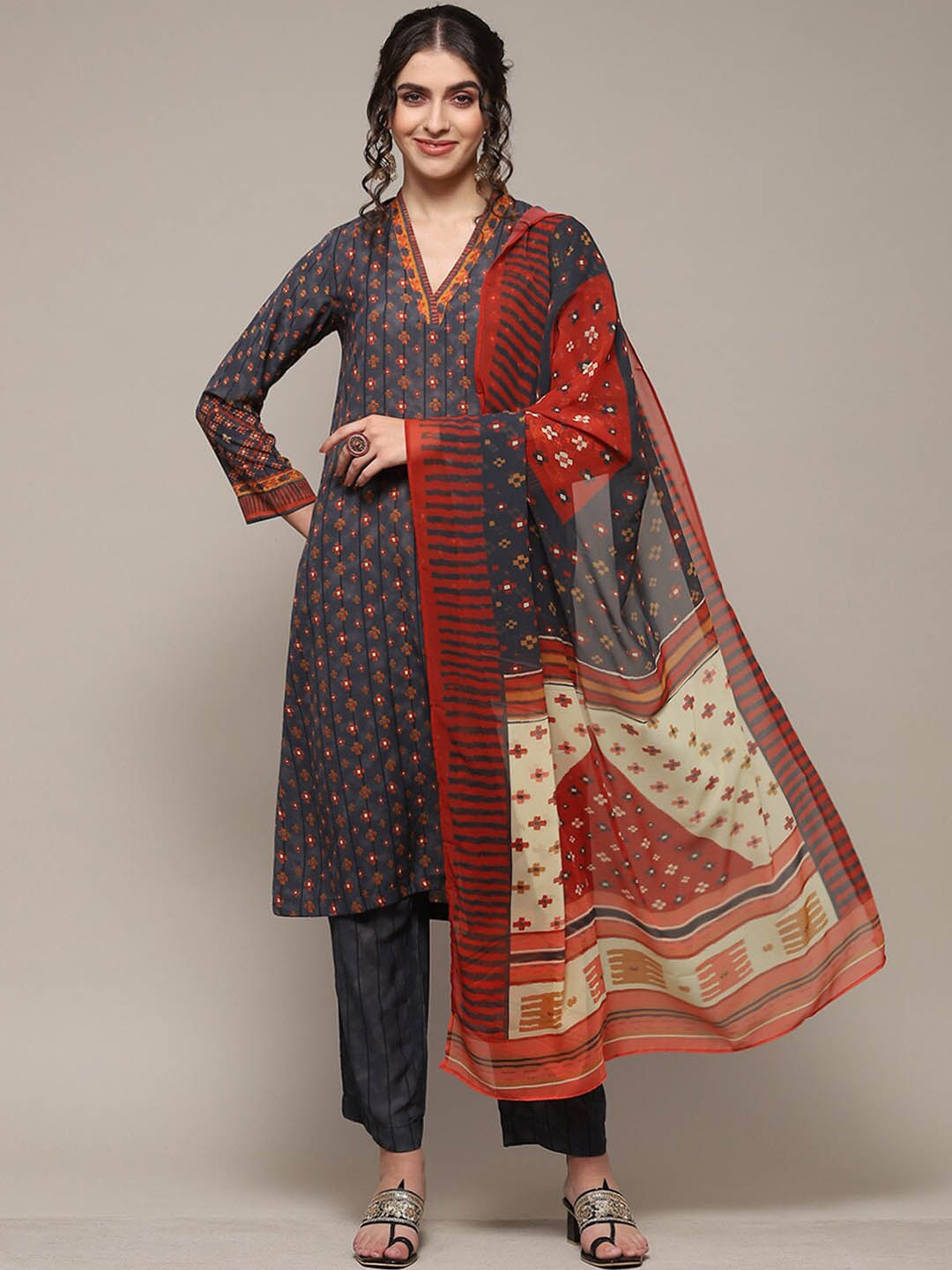 

Biba Women Floral Printed V-Neck Kurta with Palazzos & With Dupatta, Charcoal