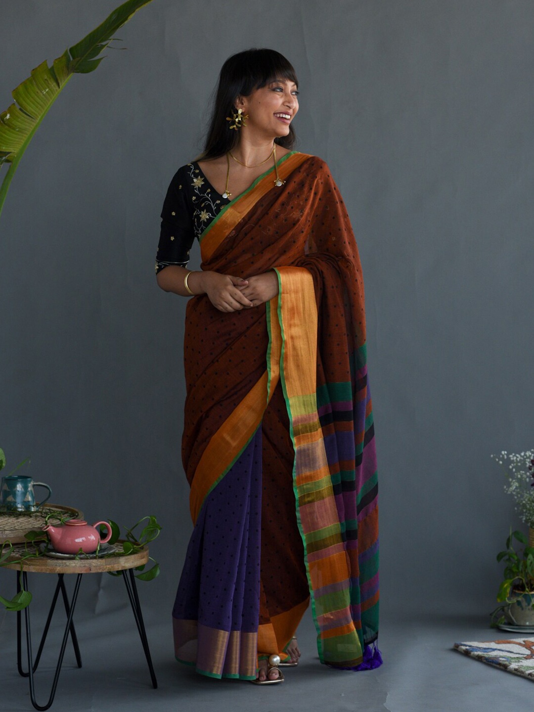 

Suta Blue & Brown Polka Dots Printed Pure Cotton Saree