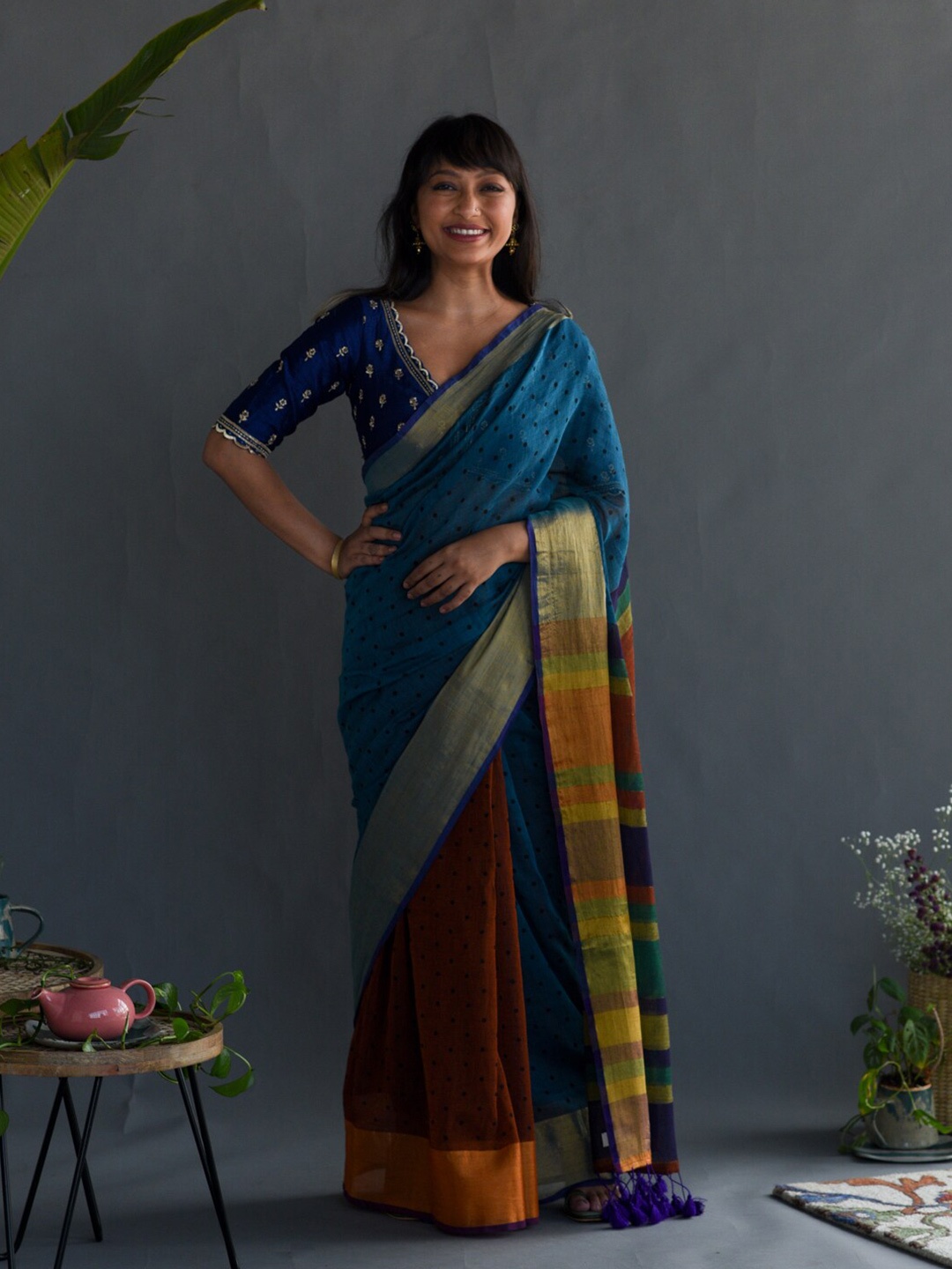 

Suta Blue & Brown Polka Dot Zari Pure Cotton Saree