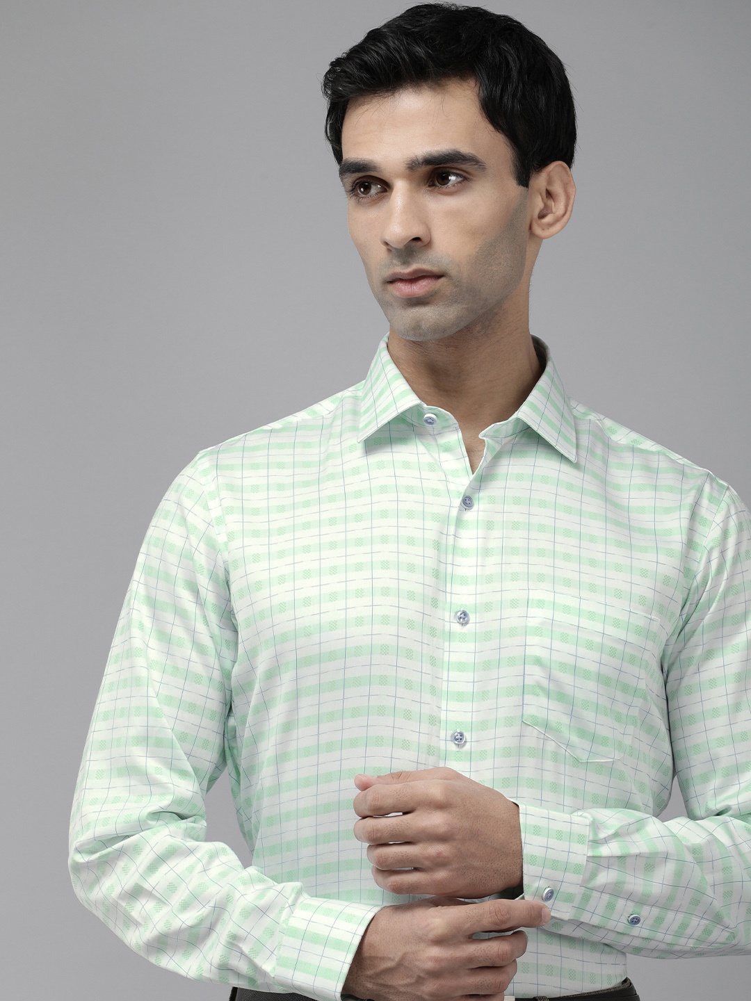 

Van Heusen Pure Cotton Checked Custom Fit Formal Shirt, Green