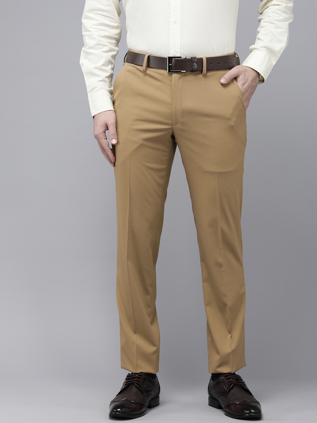 

Van Heusen Men Slim Fit Formal Trousers, Khaki