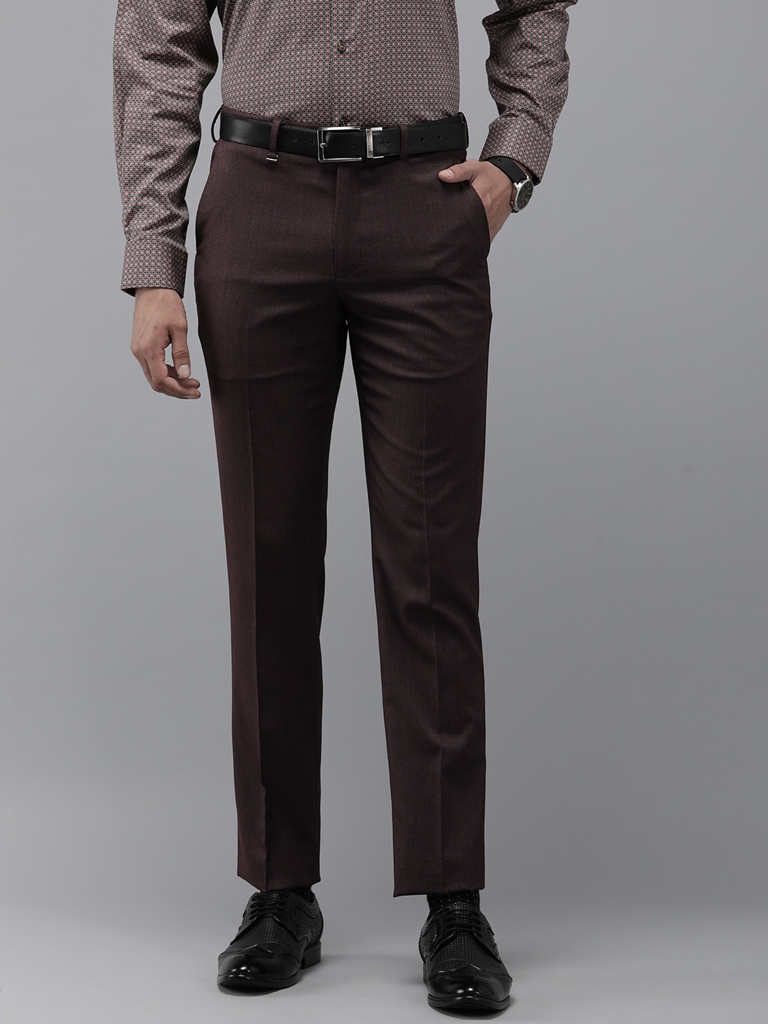 

Van Heusen Men Slim Fit Formal Trousers, Brown