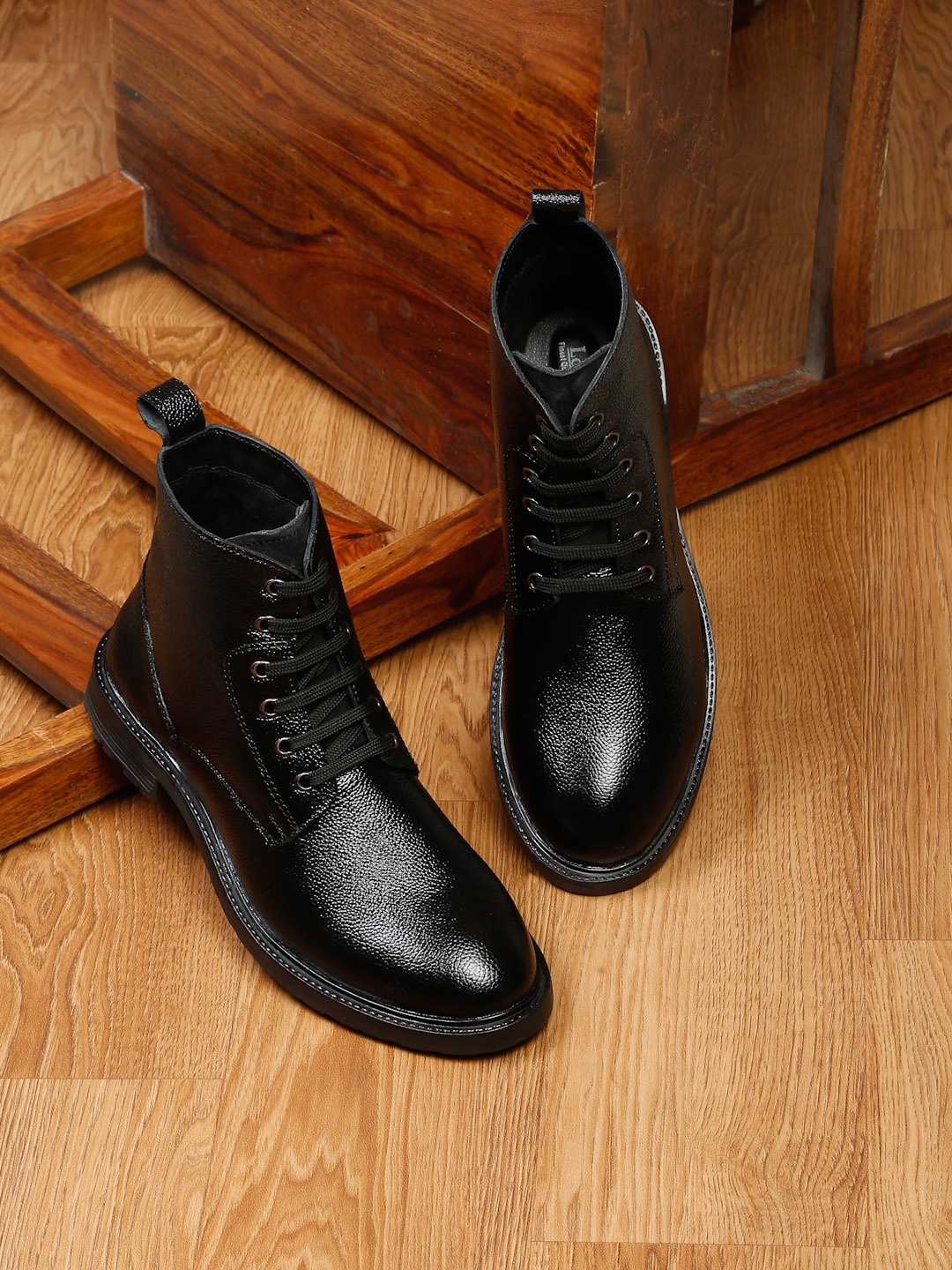 

LOUIS STITCH Men Mid Top Obsidian Leather Block Heel Lace-Up Biker Boots, Black