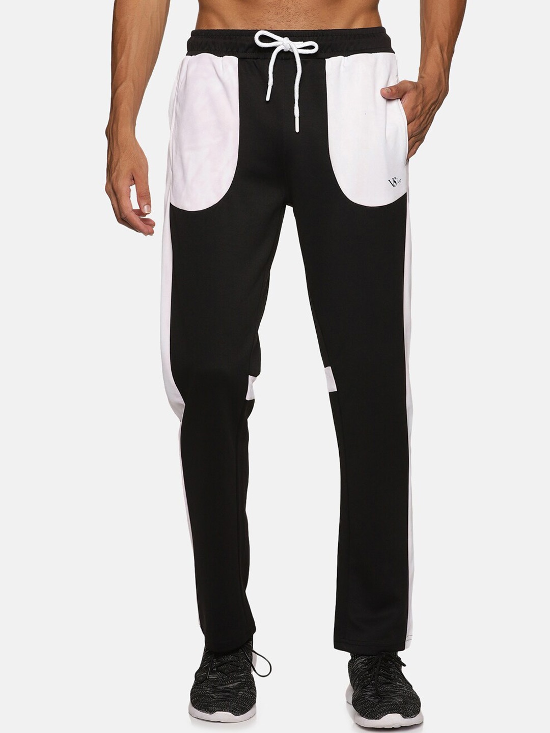 

VS by Sehwag Men Mid-Rise Antimicrobial Colourblocked Track Pants, Black