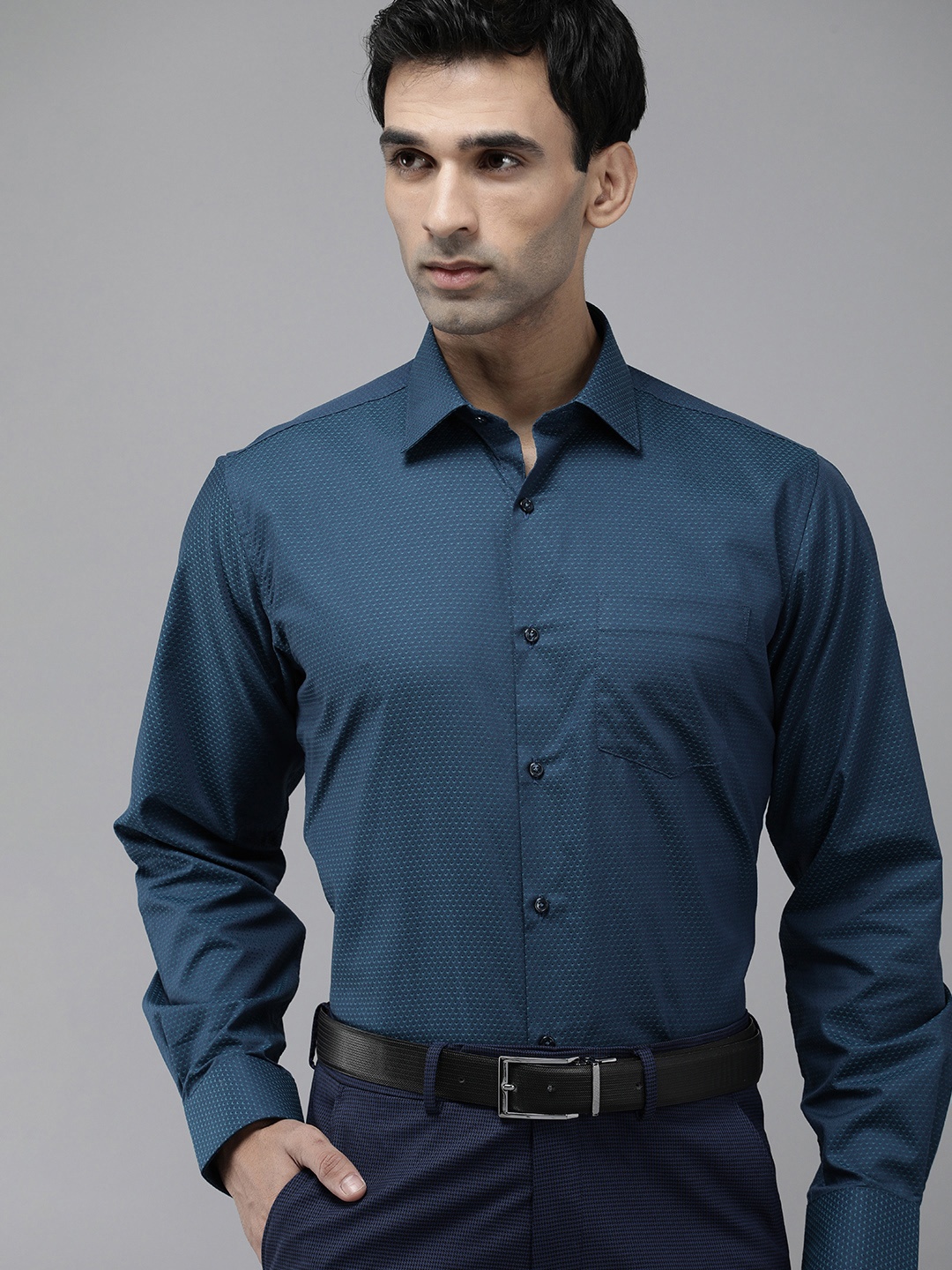 

Van Heusen Custom Textured Pure Cotton Formal Shirt, Teal