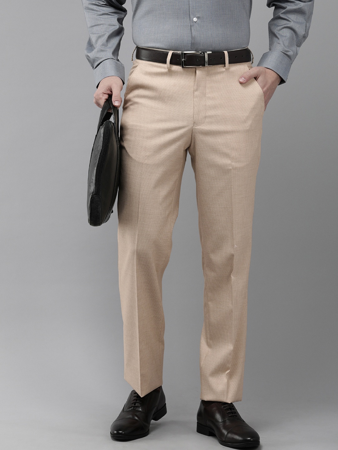 

Van Heusen Men Checked Custom Fit Formal Trousers, Beige