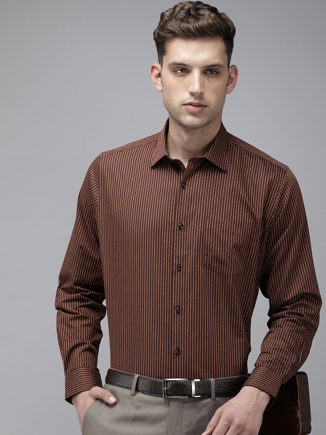 

Van Heusen Custom Fit Striped Pure Cotton Formal Shirt, Brown