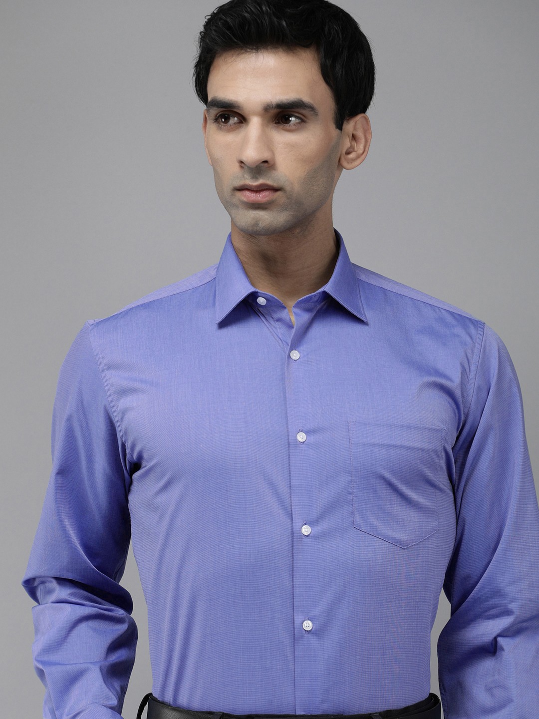 

Van Heusen Pure Cotton Custom Fit Formal Shirt, Blue