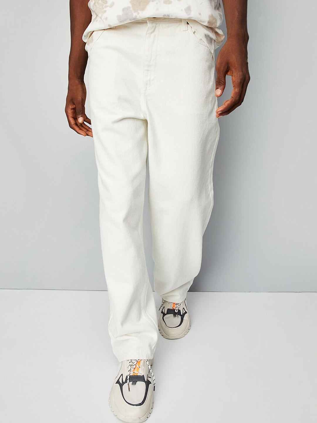 

max Men Clean Look Cotton Jeans, White