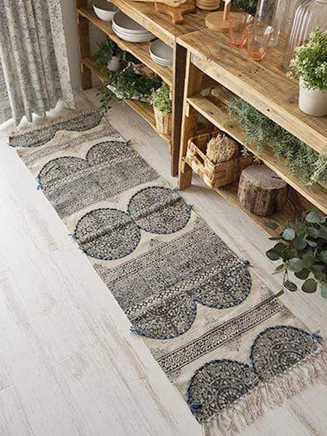 

Art Avenue Gitega Beige & Blue Printed Cotton Rectangular Floor Runner, White