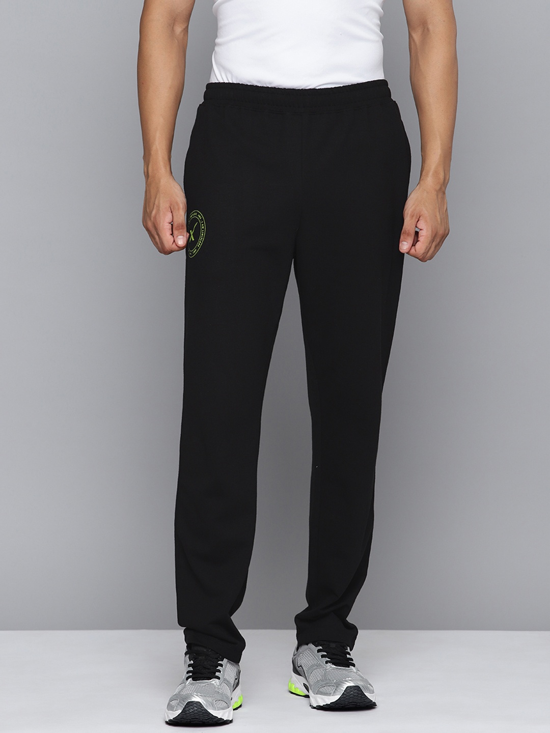 

HRX by Hrithik Roshan Men Solid Cotton Bio Wash Track Pant, Black